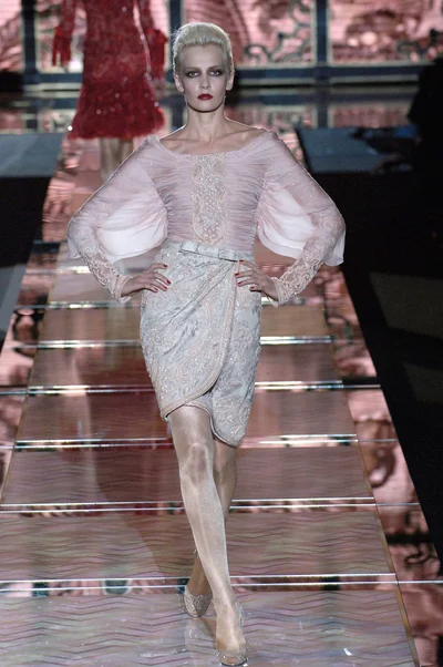 Look 23